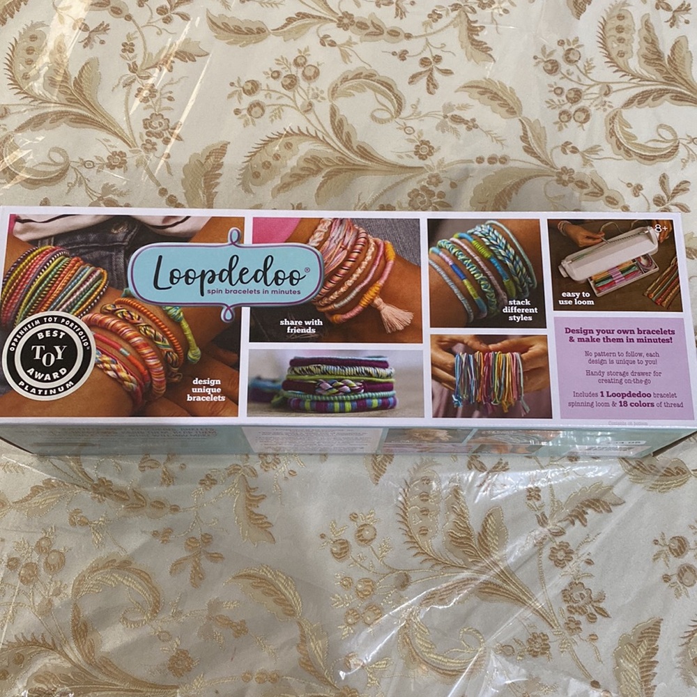 Bracelet making kit